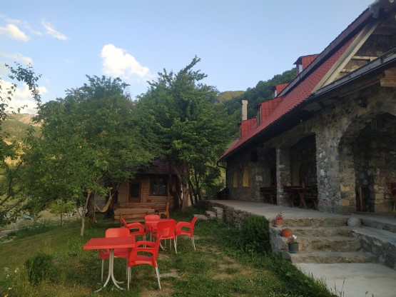 Bujtina Guesthouse Bjeshket E Nemura Lepushe Nga Agro Turizmi Albania